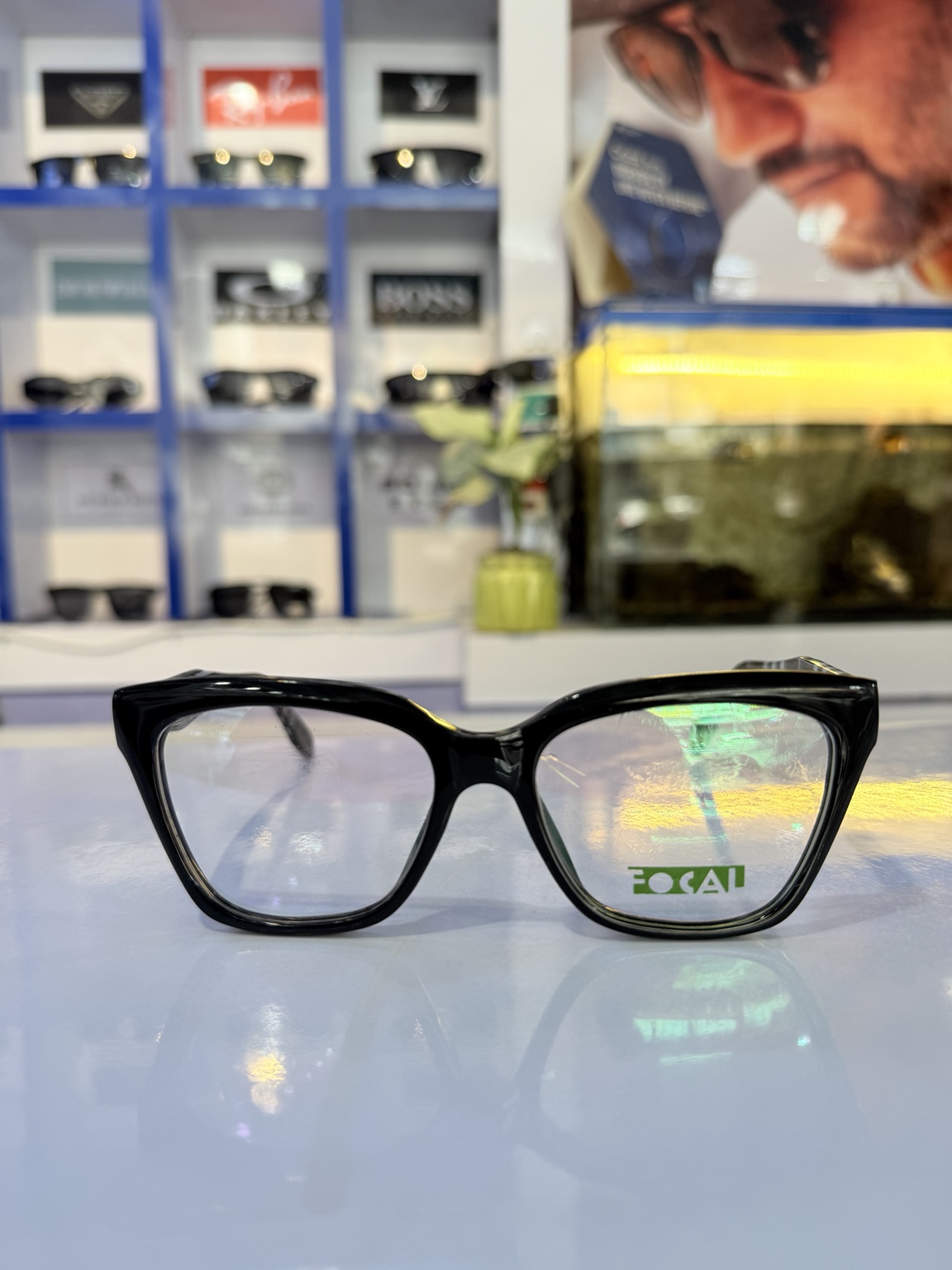 Black optical frame